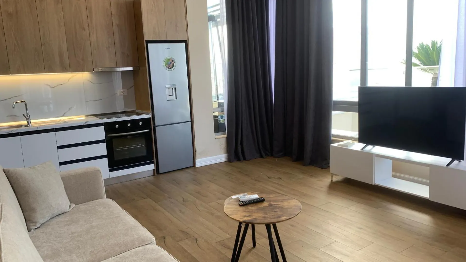 Blue Nest Luxury Apartments Durrës 0*,  Albânia