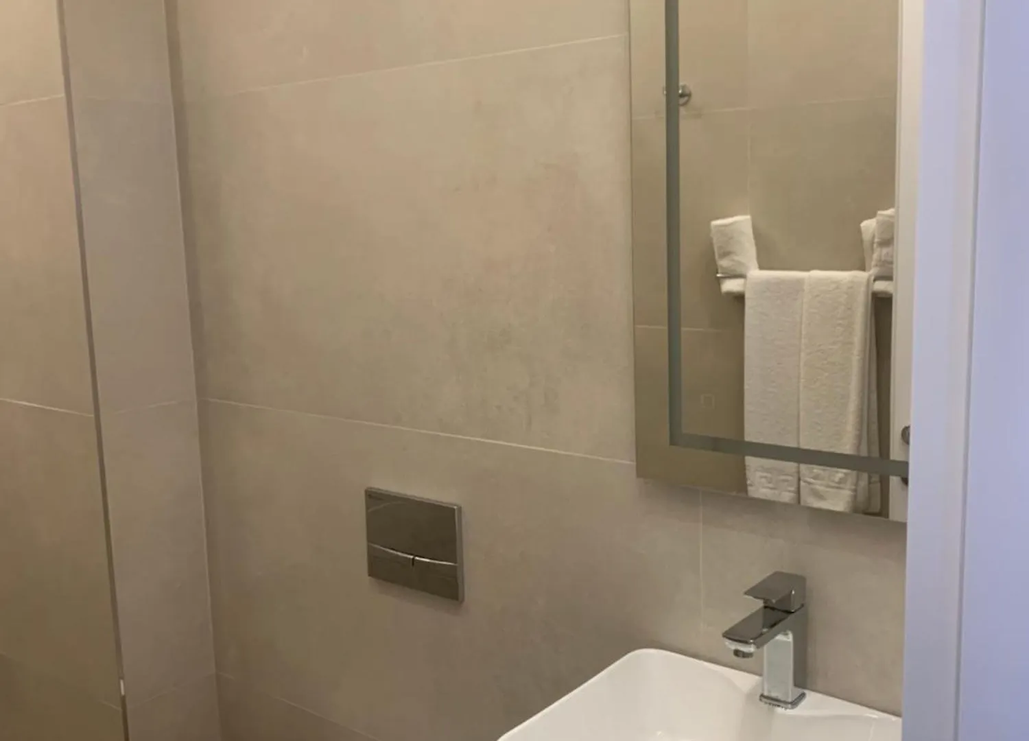 Blue Nest Luxury Apartments Durrës Albania